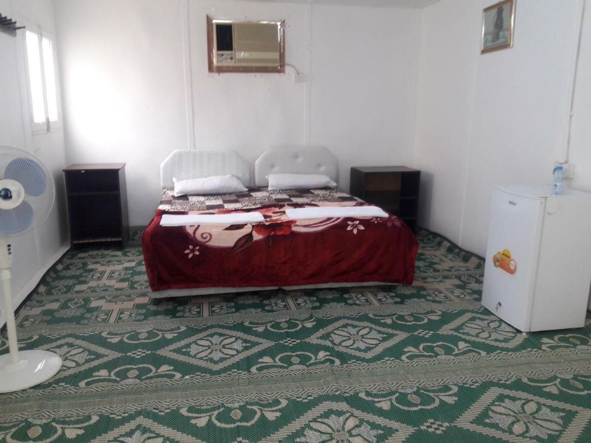 Abu Omair Jabal Shams House Hotel Al Ḩamrāʼ Bagian luar foto